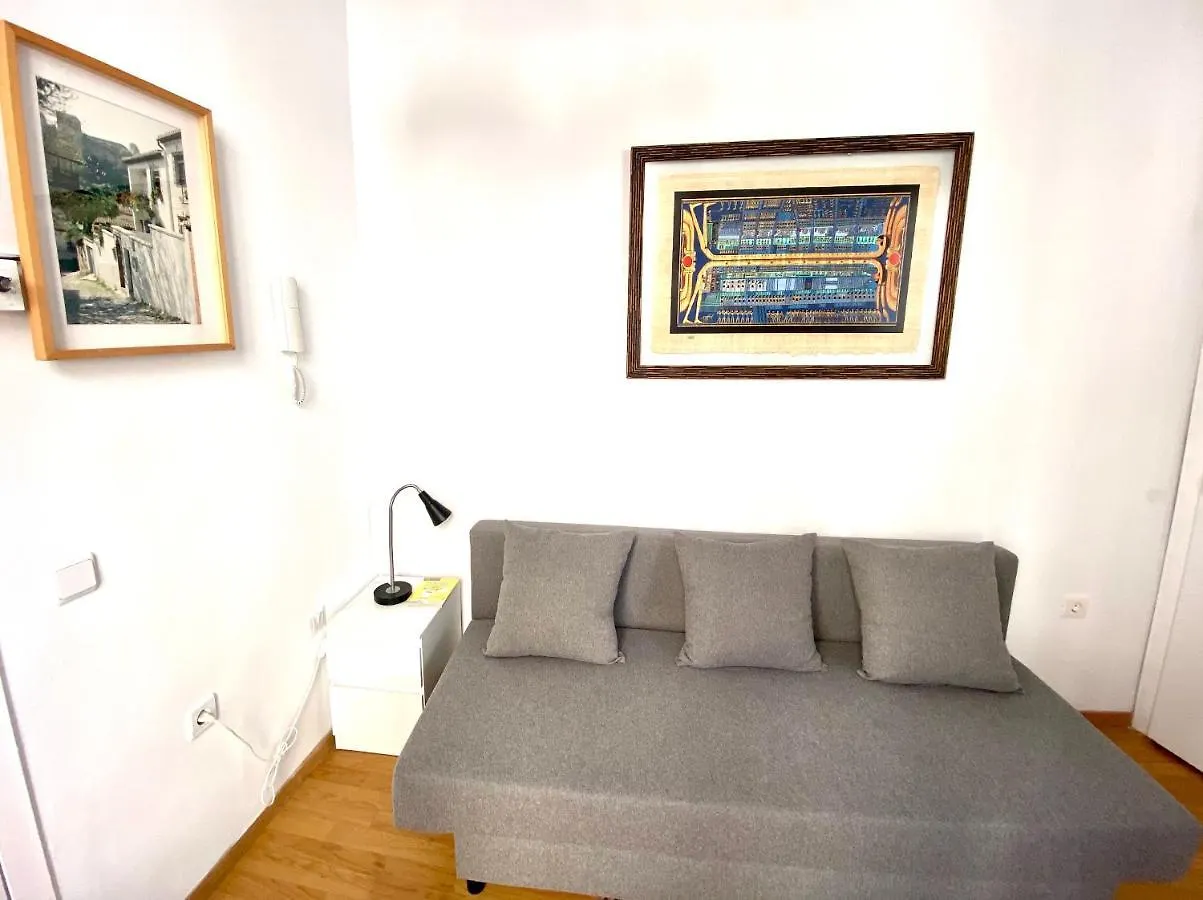 Apartamentos Babel Malaga Apartment