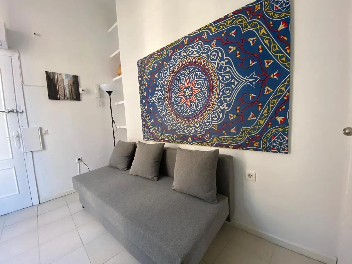 Apartamentos Babel Malaga 0*,